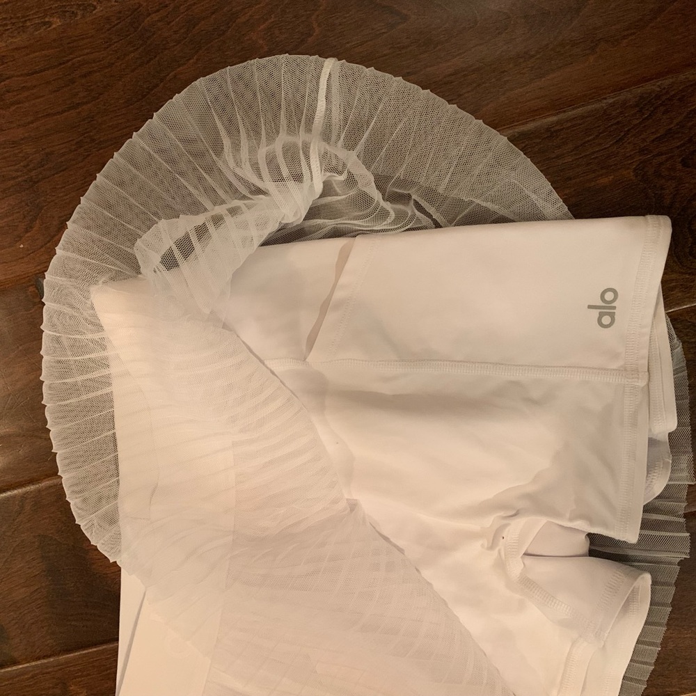 Alo flirty mesh tennis skirt